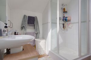 Bedroom One (En-Suite)- click for photo gallery